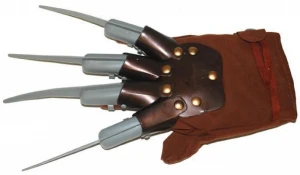 Рука - Перчатка с ножами «Фредди Крюгер»