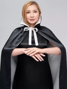 Карнавальный «Плащ» двусторонний чёрно-белый с воротником для взрослых