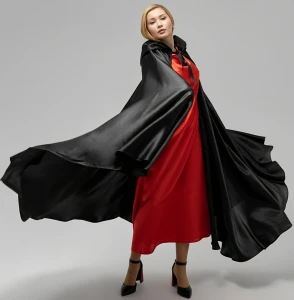 Плащ «Инферно» чёрный с капюшоном для взрослых