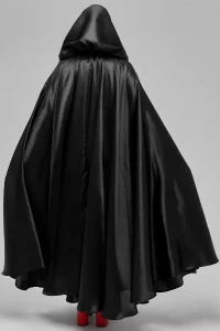 Плащ «Инферно» чёрный с капюшоном для взрослых